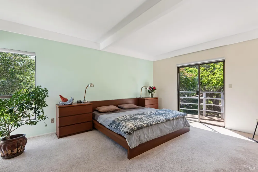 1475 Los Olivos Road Santa Rosa, CA 95404