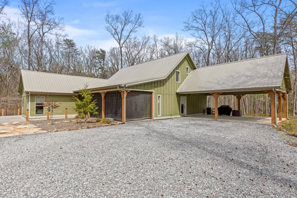 90 Crook View Rd Menlo, GA 30731