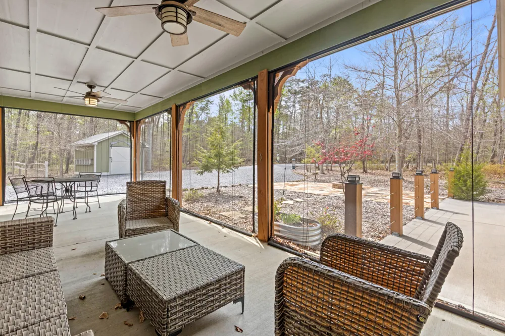 90 Crook View Rd Menlo, GA 30731