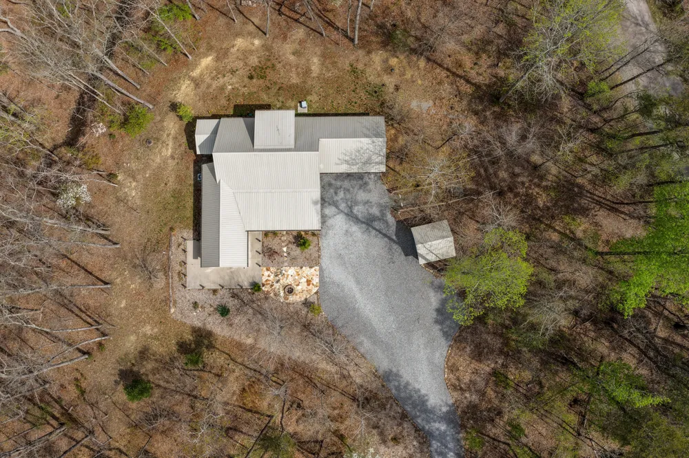 90 Crook View Rd Menlo, GA 30731