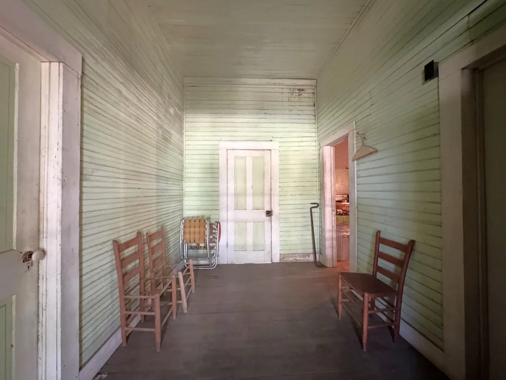 S Pitzer Street Colmesneil, TX 75938