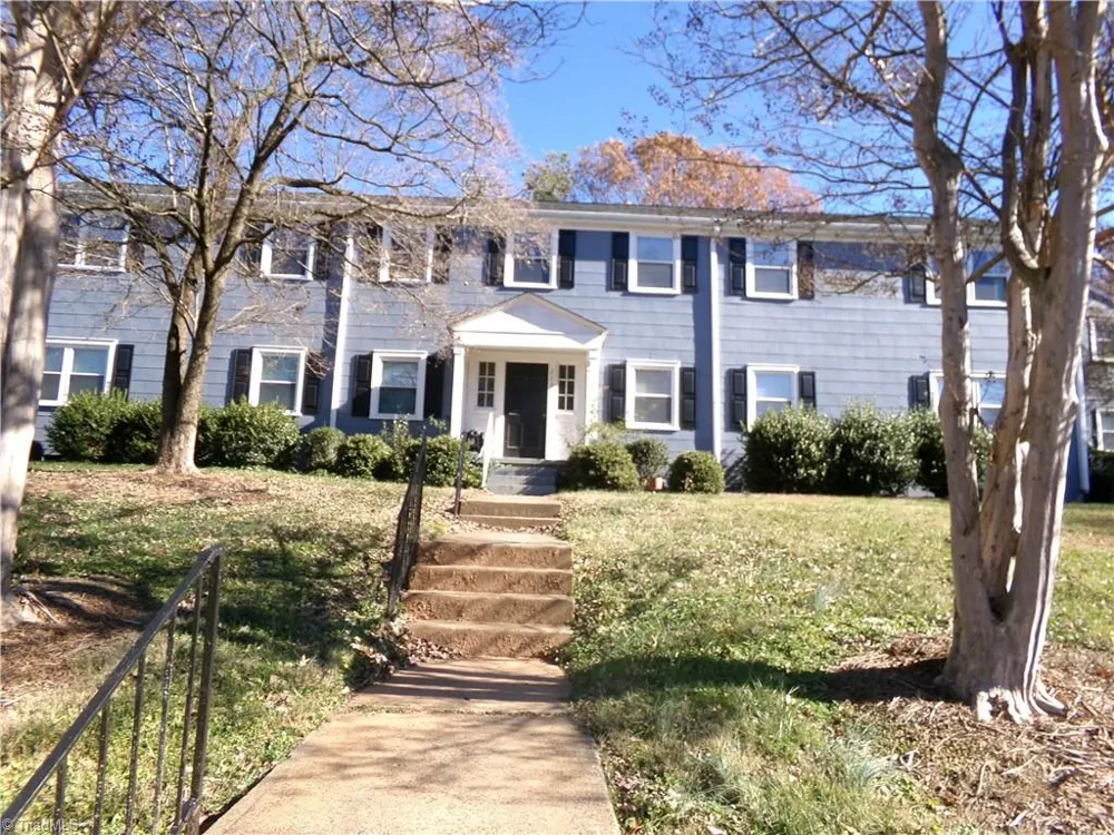 2507 Miller Park Circle #B Winston-Salem, NC 27103