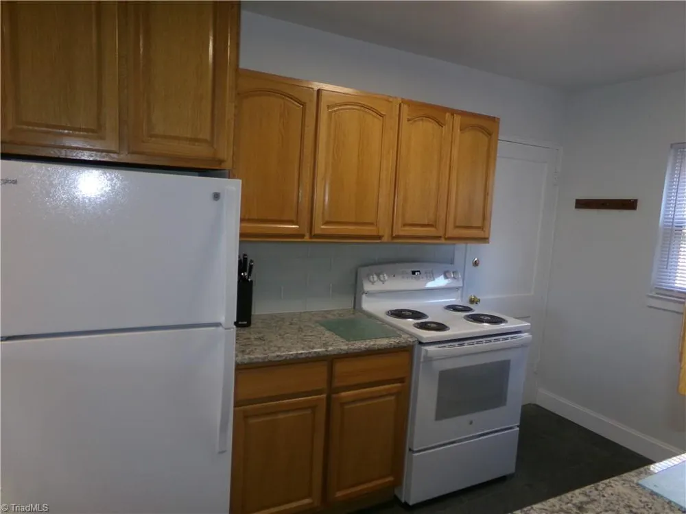 2507 Miller Park Circle #B Winston-Salem, NC 27103