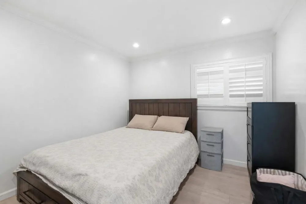 2170 Clarke Avenue East Palo Alto, CA 94303