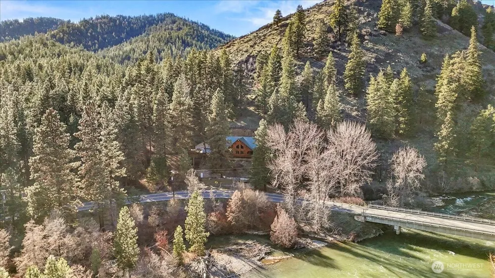 4492 Nile Road Naches, WA 98937