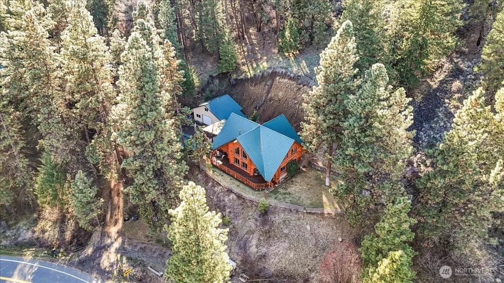 4492 Nile Road Naches, WA 98937