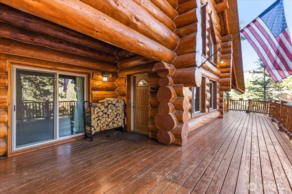 4492 Nile Road Naches, WA 98937