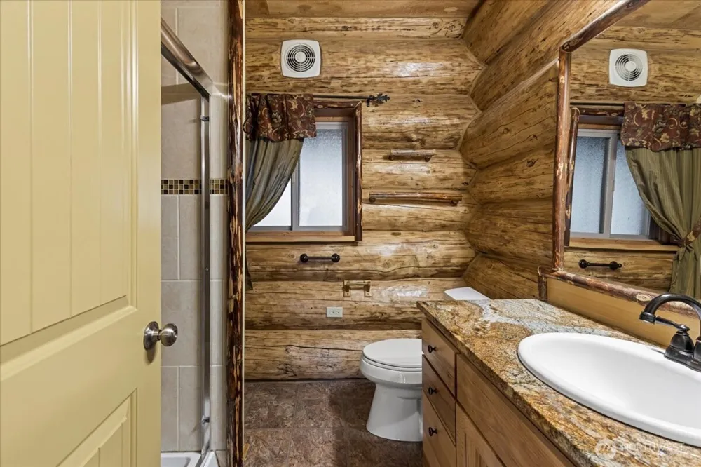 4492 Nile Road Naches, WA 98937