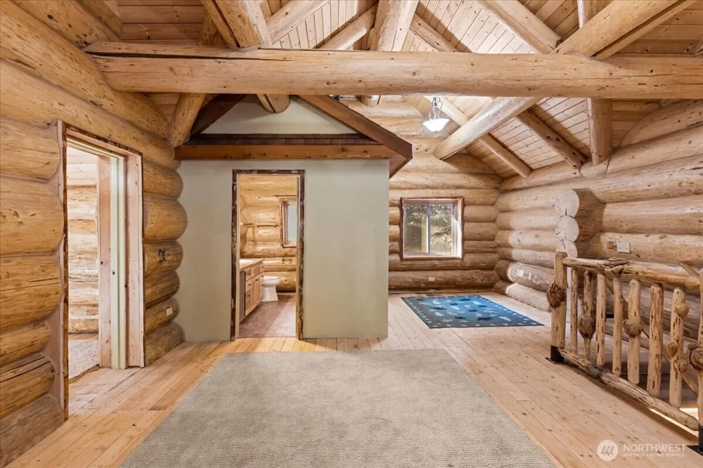 4492 Nile Road Naches, WA 98937