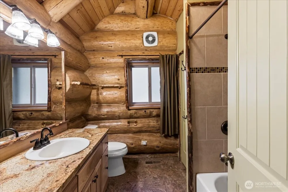 4492 Nile Road Naches, WA 98937