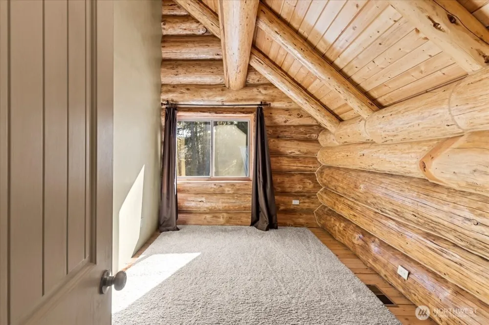 4492 Nile Road Naches, WA 98937