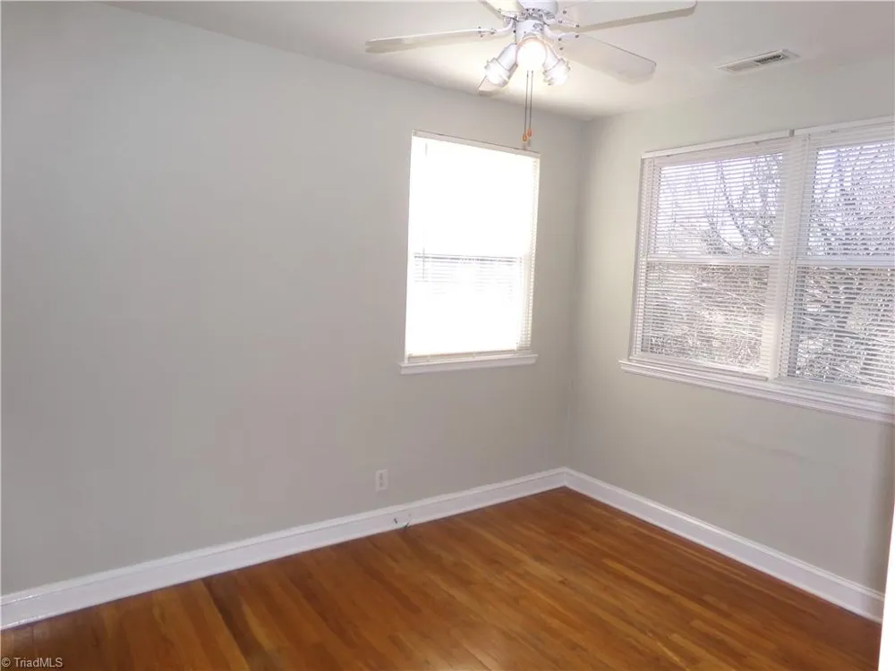 2527 Miller Park Circle #C Winston-Salem, NC 27103