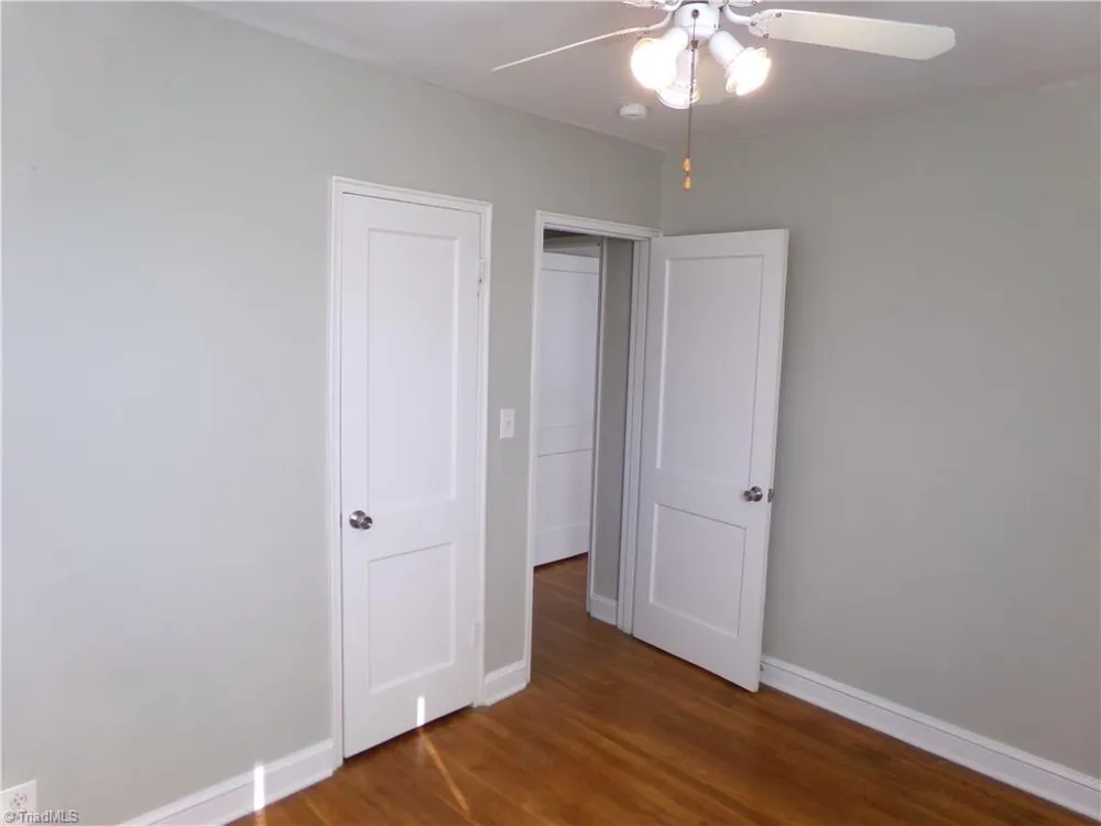 2527 Miller Park Circle #C Winston-Salem, NC 27103