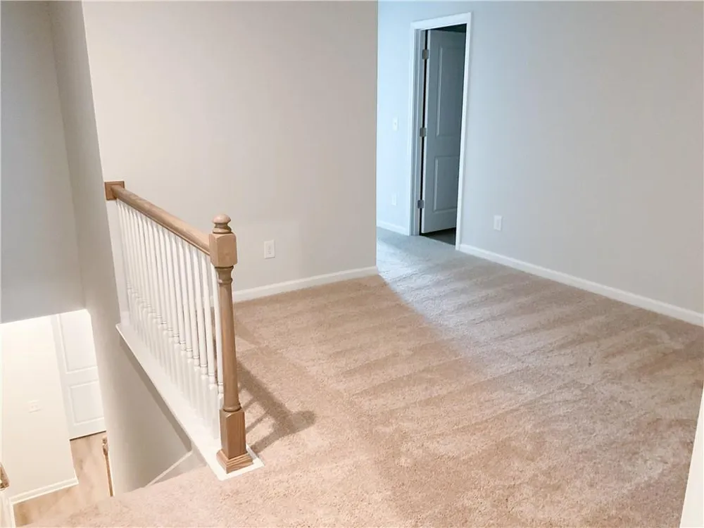 483 Crown Drive Emerson, GA 30137