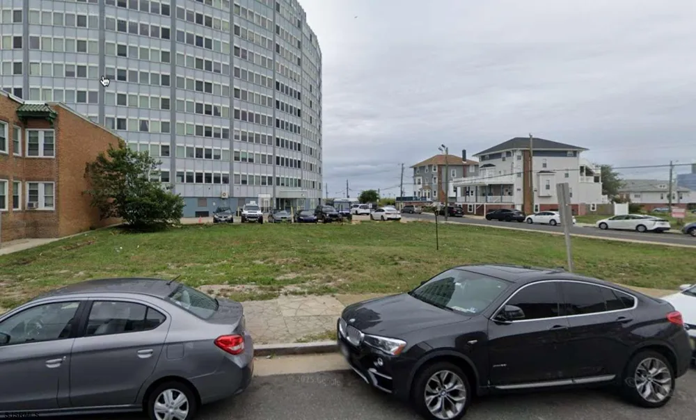 120 Oriental Ave Atlantic City, NJ 08401