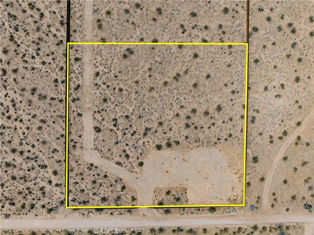 424 Ducor Avenue Landers, CA 92285