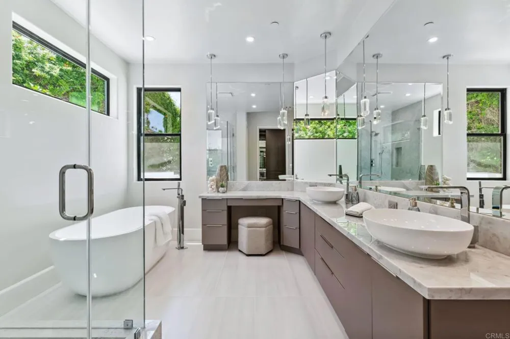9355 Lavell Street La Mesa, CA 91941