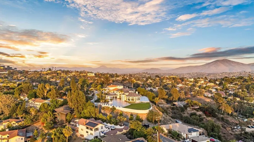 9355 Lavell Street La Mesa, CA 91941
