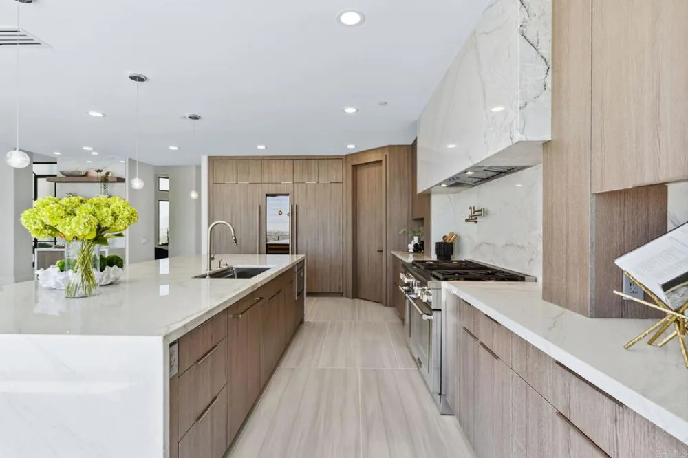 9355 Lavell Street La Mesa, CA 91941