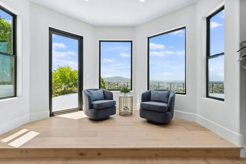 9355 Lavell Street La Mesa, CA 91941