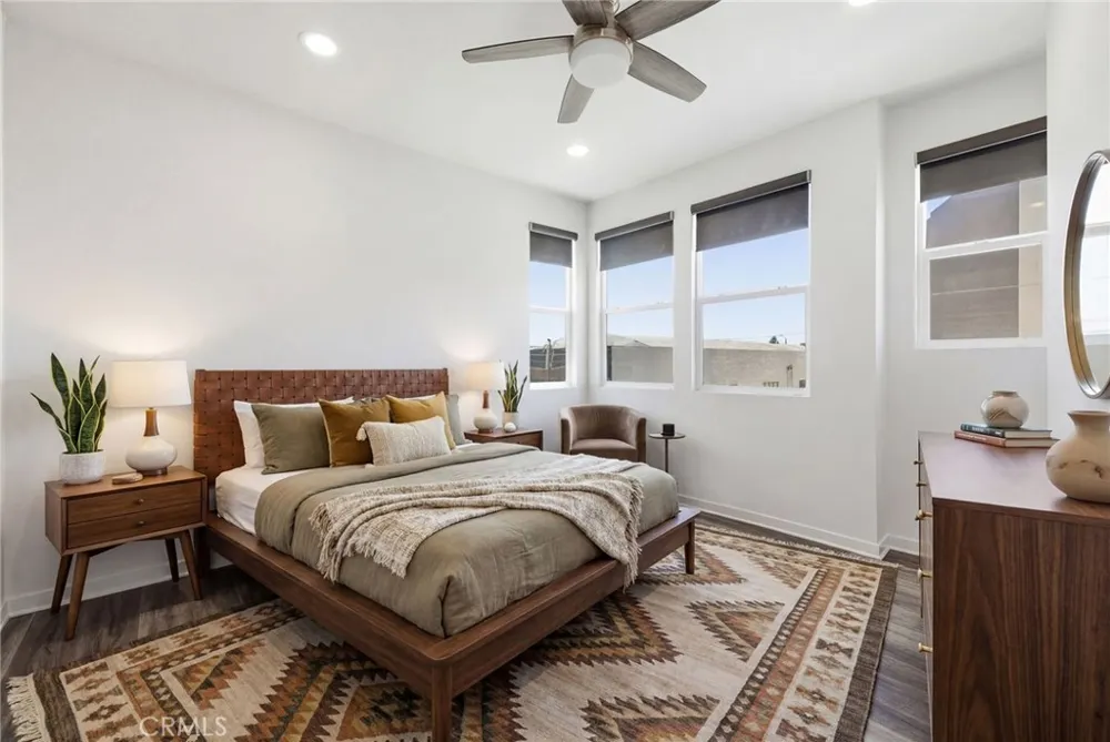 783 Wonder Lane Costa Mesa, CA 92627