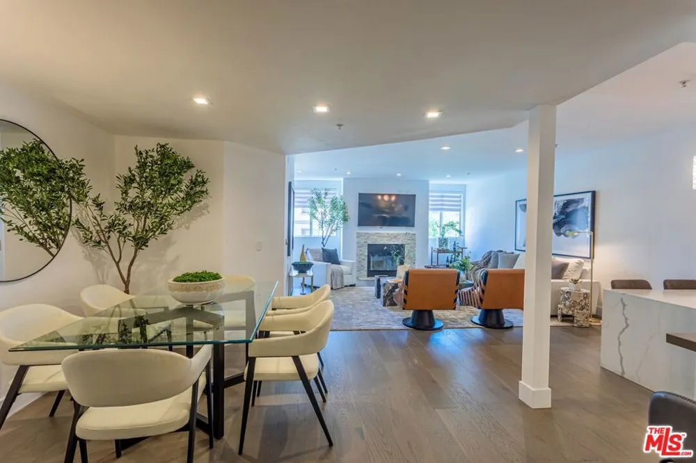 120 S Crescent Drive #304 Beverly Hills, CA 90212
