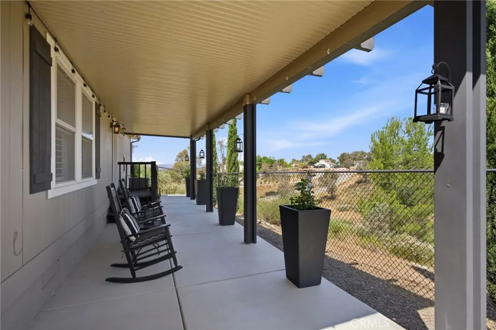 41714 Avenida De Anita Temecula, CA 92592