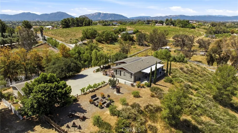 41714 Avenida De Anita Temecula, CA 92592