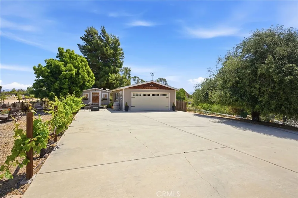 41714 Avenida De Anita Temecula, CA 92592
