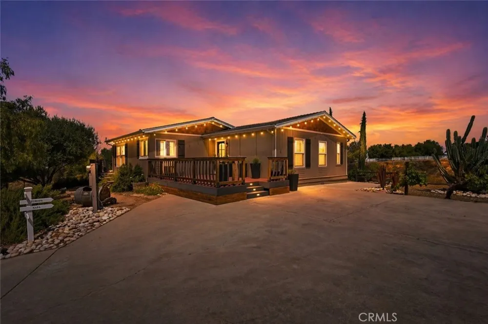 41714 Avenida De Anita Temecula, CA 92592