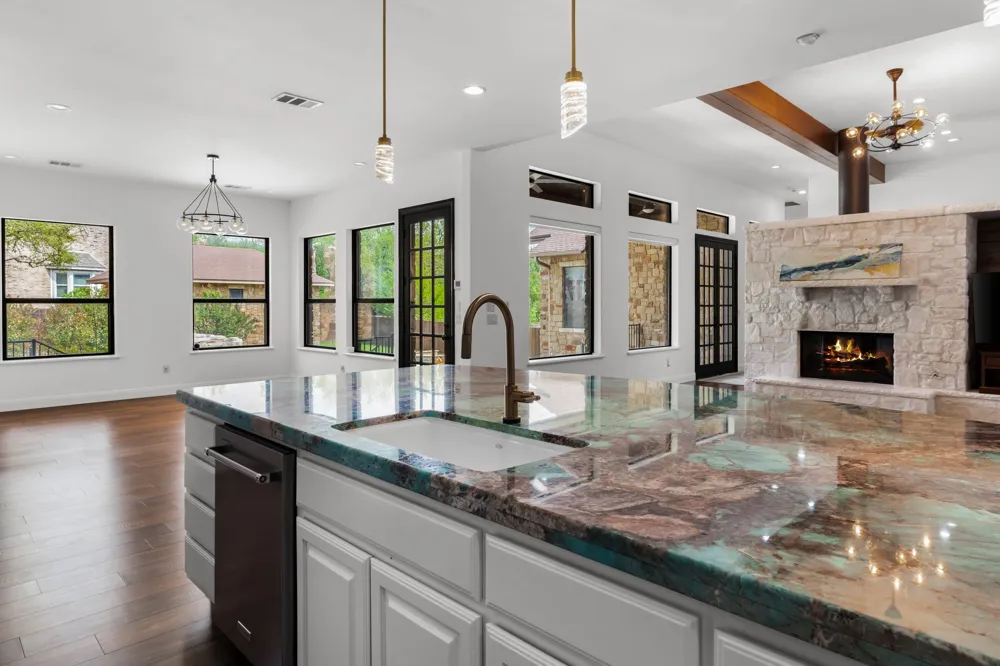 2633 Collingwood Drive Round Rock, TX 78665