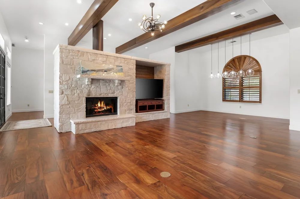 2633 Collingwood Drive Round Rock, TX 78665