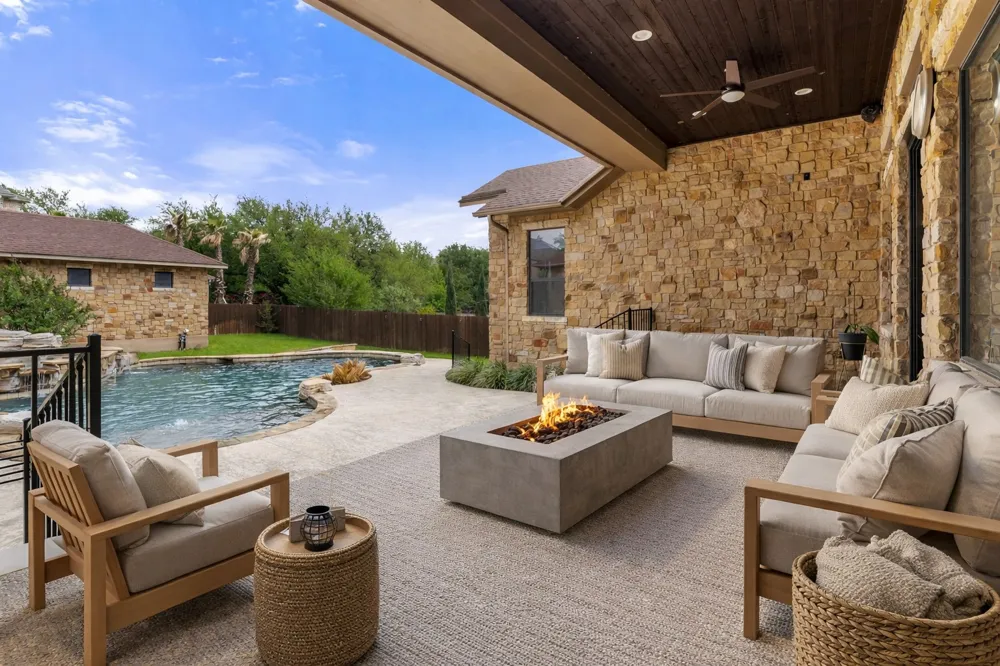 2633 Collingwood Drive Round Rock, TX 78665