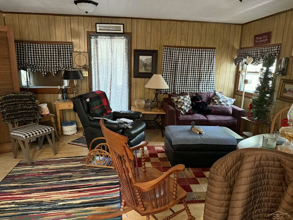 2823 River Ridge Road Bourret Township, MI 48610