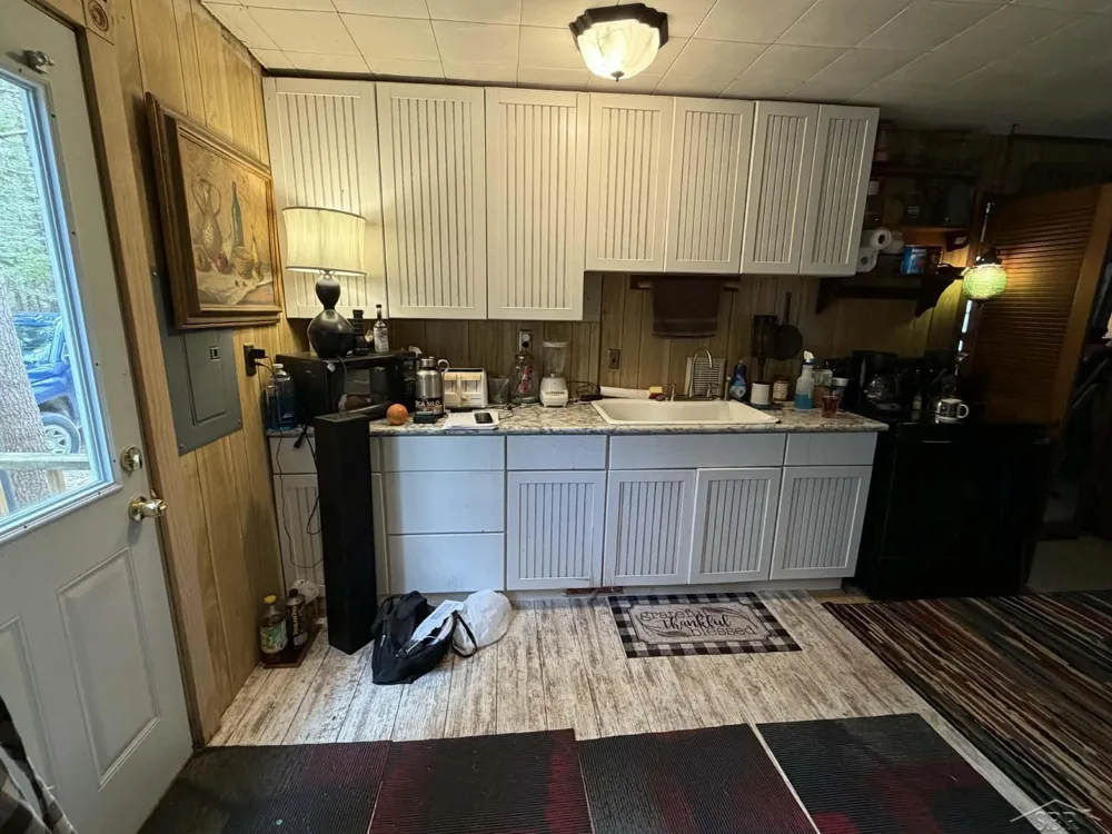 2823 River Ridge Road Bourret Township, MI 48610