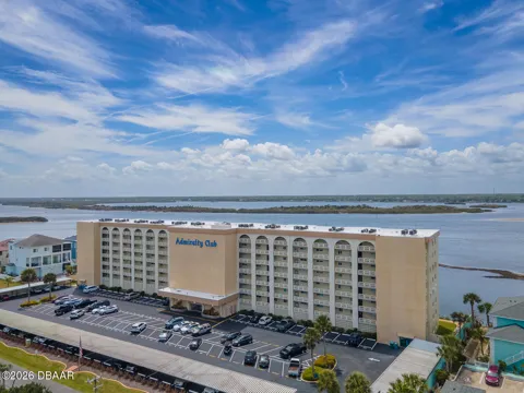 3606 S Peninsula Drive ##605