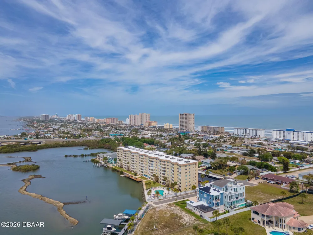 3606 S Peninsula Drive ##605 Port Orange, FL 32127