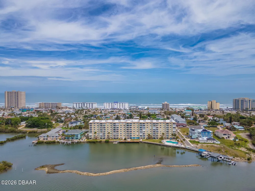 3606 S Peninsula Drive ##605 Port Orange, FL 32127