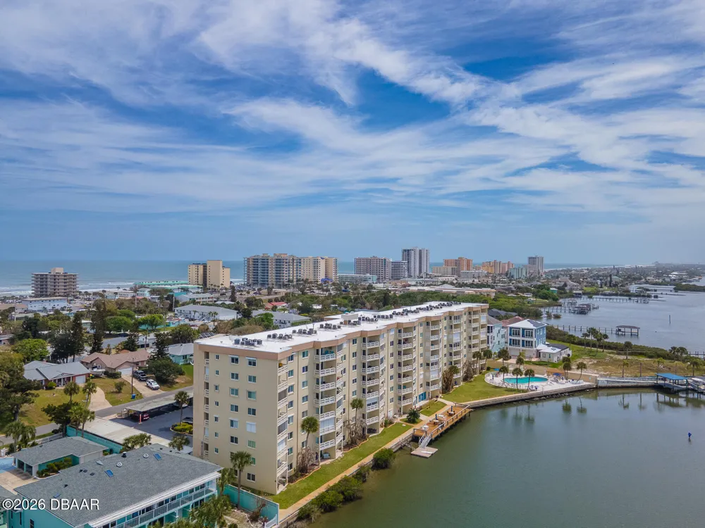 3606 S Peninsula Drive ##605 Port Orange, FL 32127