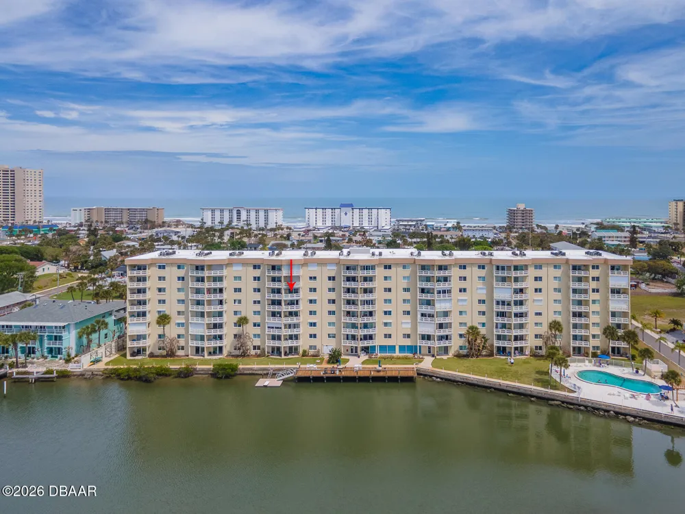 3606 S Peninsula Drive ##605 Port Orange, FL 32127