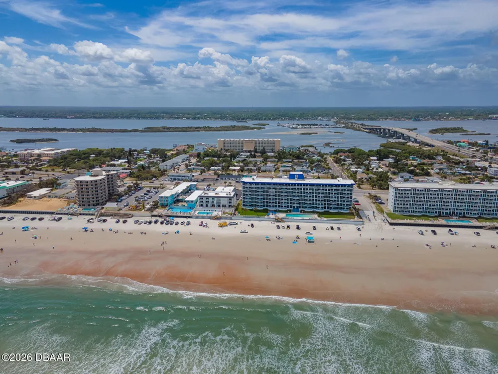 3606 S Peninsula Drive ##605 Port Orange, FL 32127