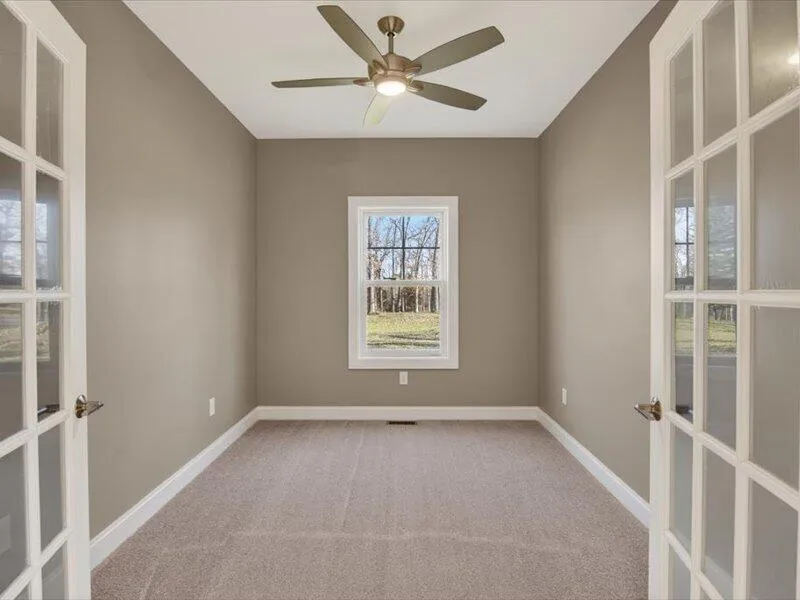 1132 Lochaven Circle Hillsdale, MI 49242