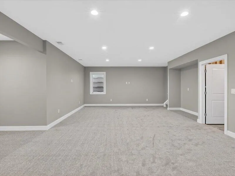 1132 Lochaven Circle Hillsdale, MI 49242