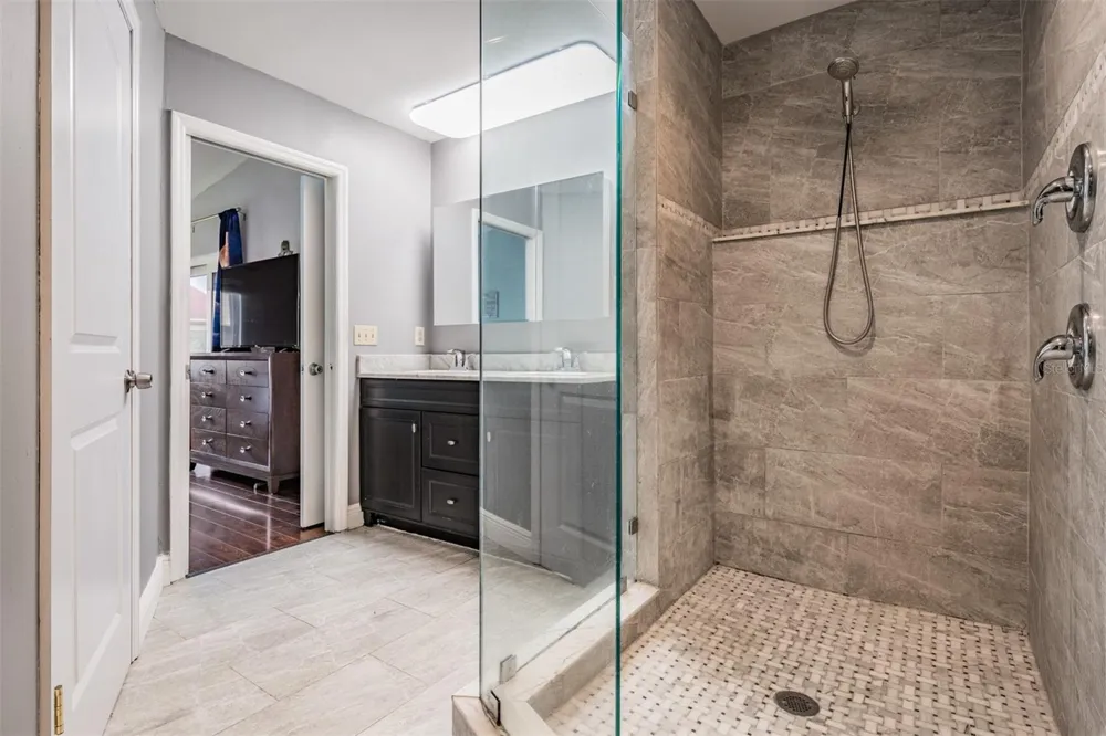 637 DRAKE LANE Dunedin, FL 34698