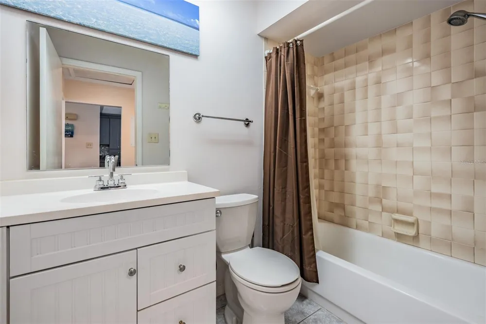 637 DRAKE LANE Dunedin, FL 34698