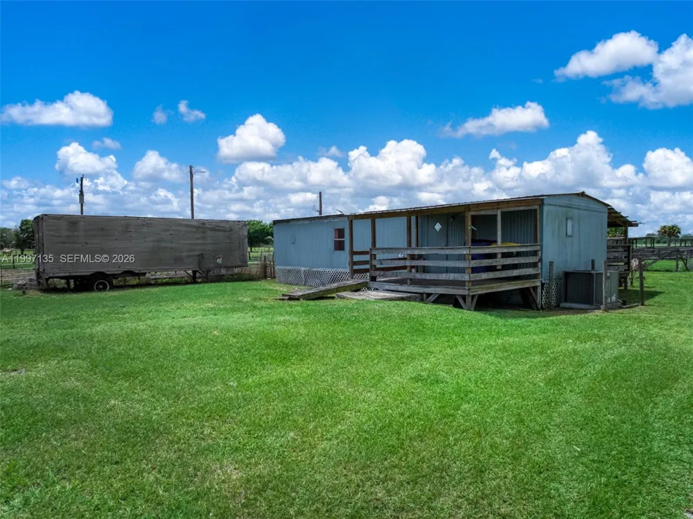 615 Graham Dairy Rd Other City - In The State Of Florida, FL 33960