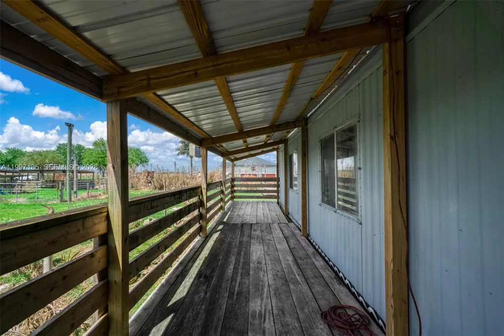 615 Graham Dairy Rd Other City - In The State Of Florida, FL 33960