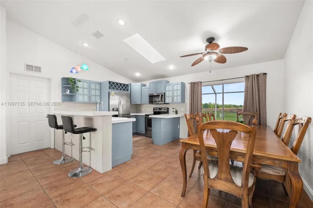 615 Graham Dairy Rd Other City - In The State Of Florida, FL 33960