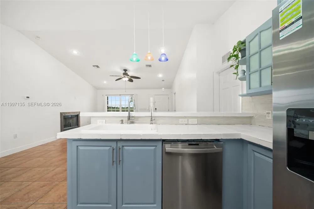 615 Graham Dairy Rd Other City - In The State Of Florida, FL 33960