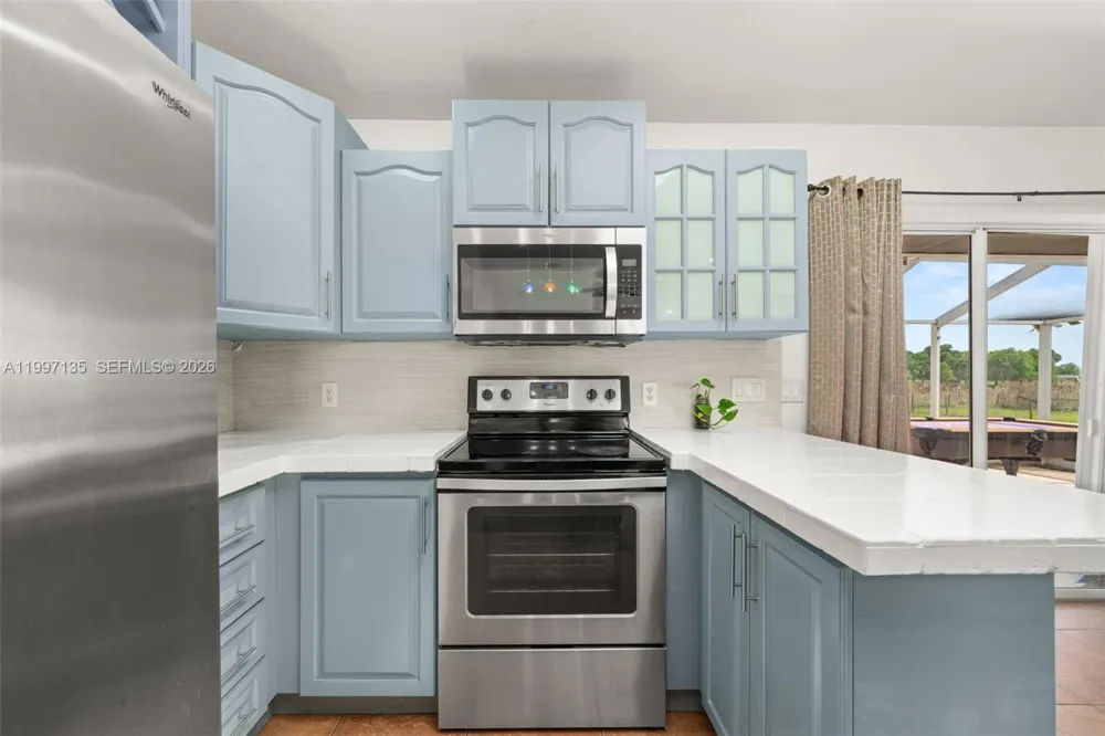 615 Graham Dairy Rd Other City - In The State Of Florida, FL 33960